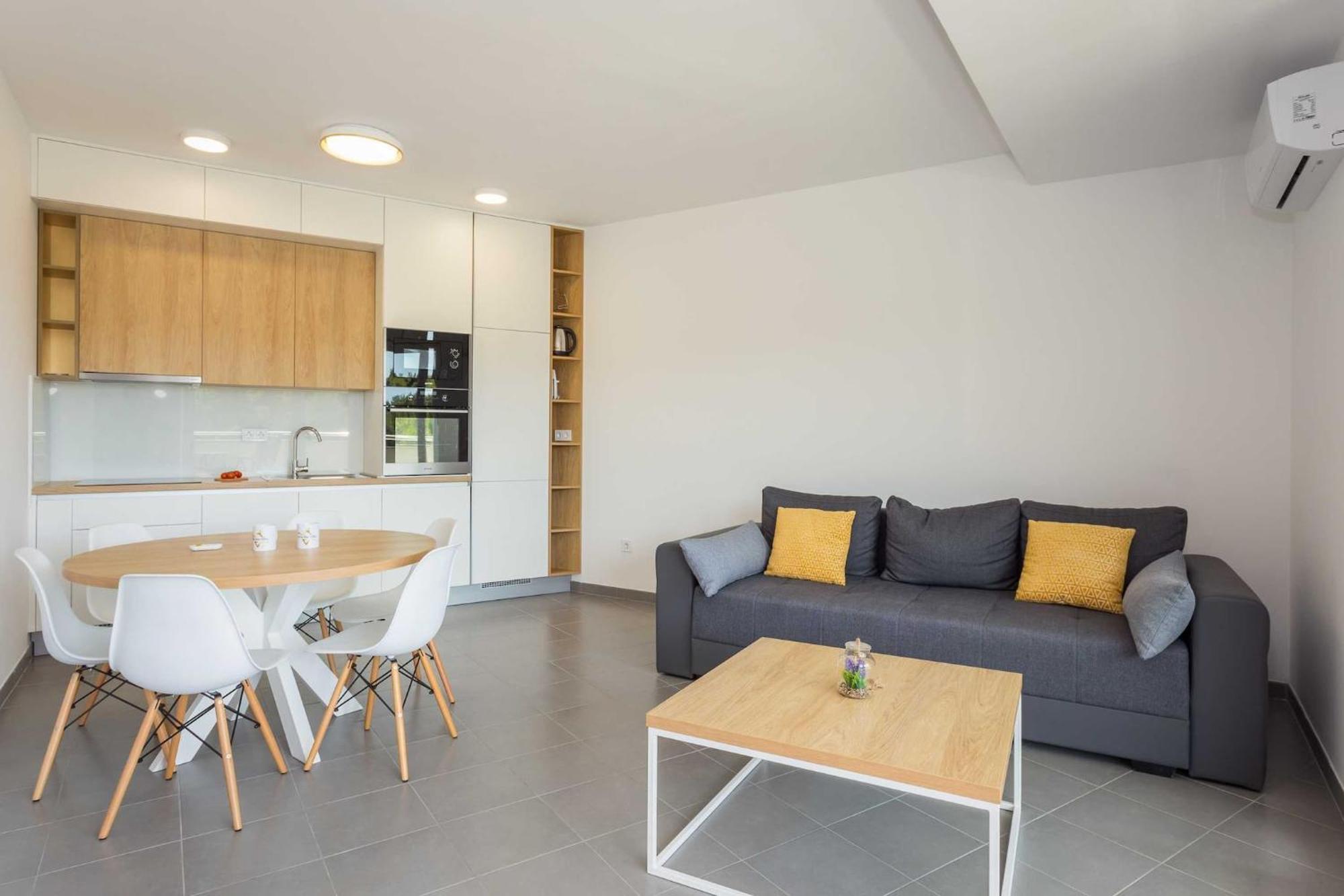 Apartment At Frida Premantura