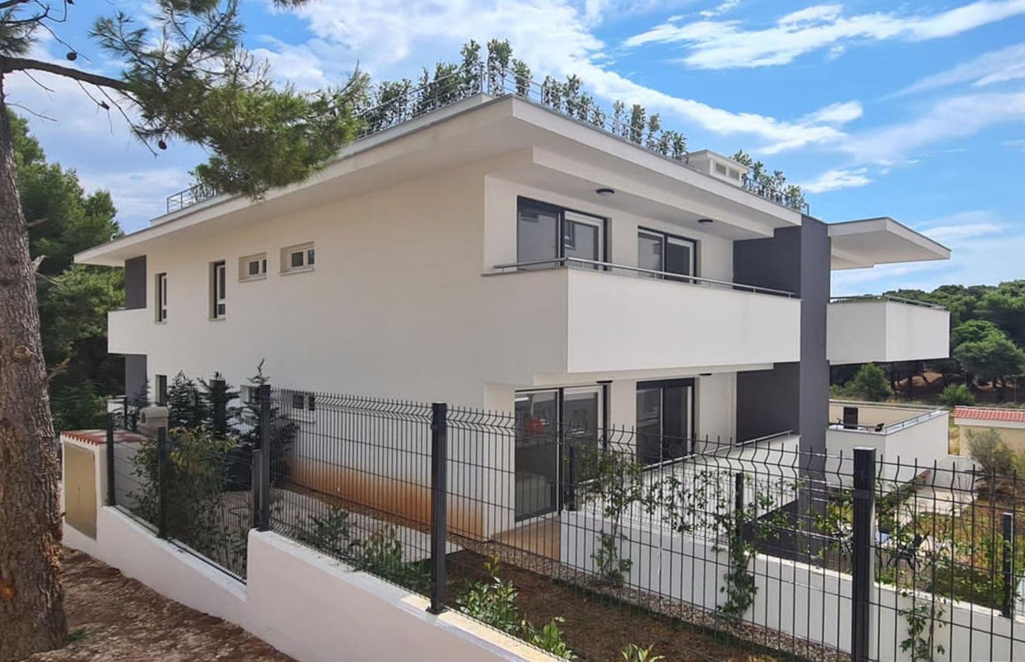 Apartment At Frida *